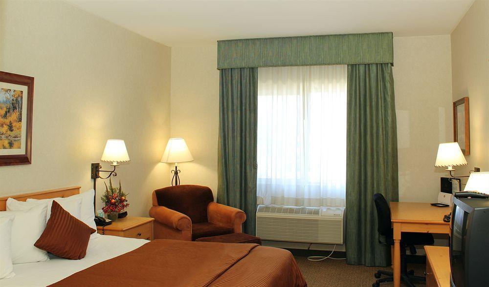 Western Hills Hotel
